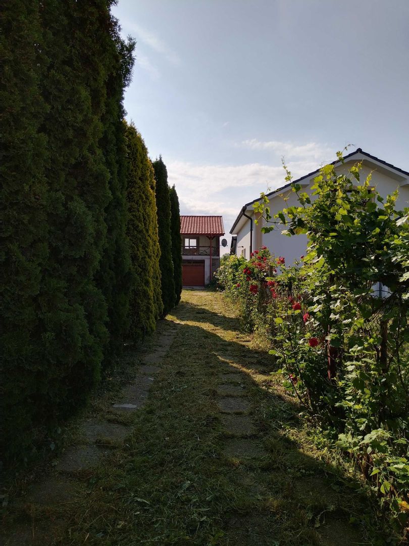 Casa, gradina si garaj. Baritiu. - Poză 3