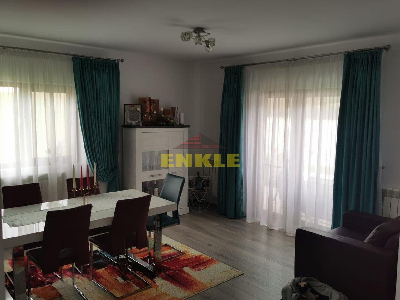Casa , P+1+teren, 500 mp,situata in Curtesti ,pret 155000 Euro,mobilata si uitilata - Poză 8