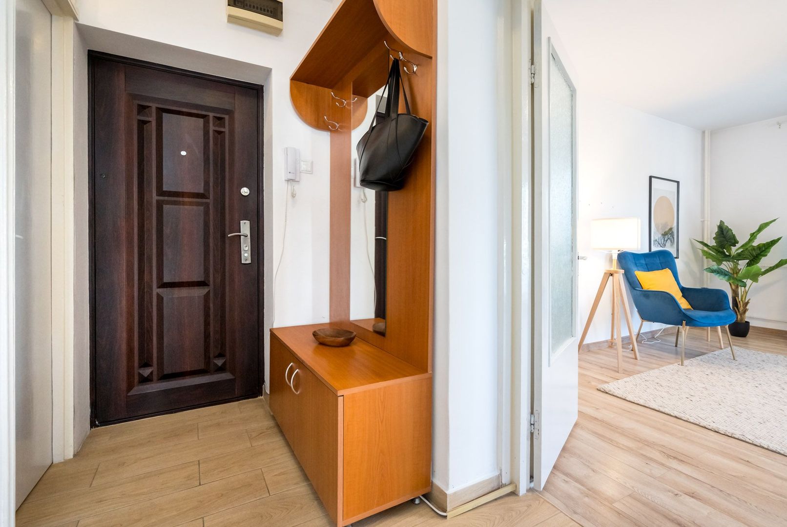 COMISION 0% - Garsoniera luminoasa Bd. Decebal - Piata Alba Iulia - Poză 13