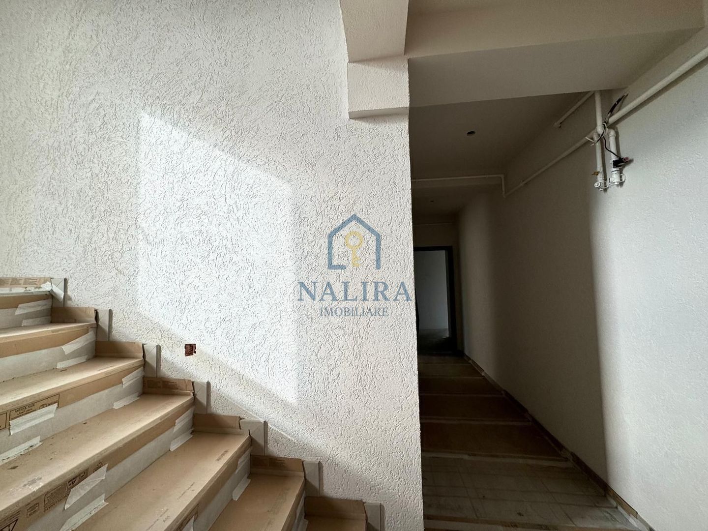 Apartament cu 2 camere de vanzare in bloc nou Centrul Vechi - Poză 4