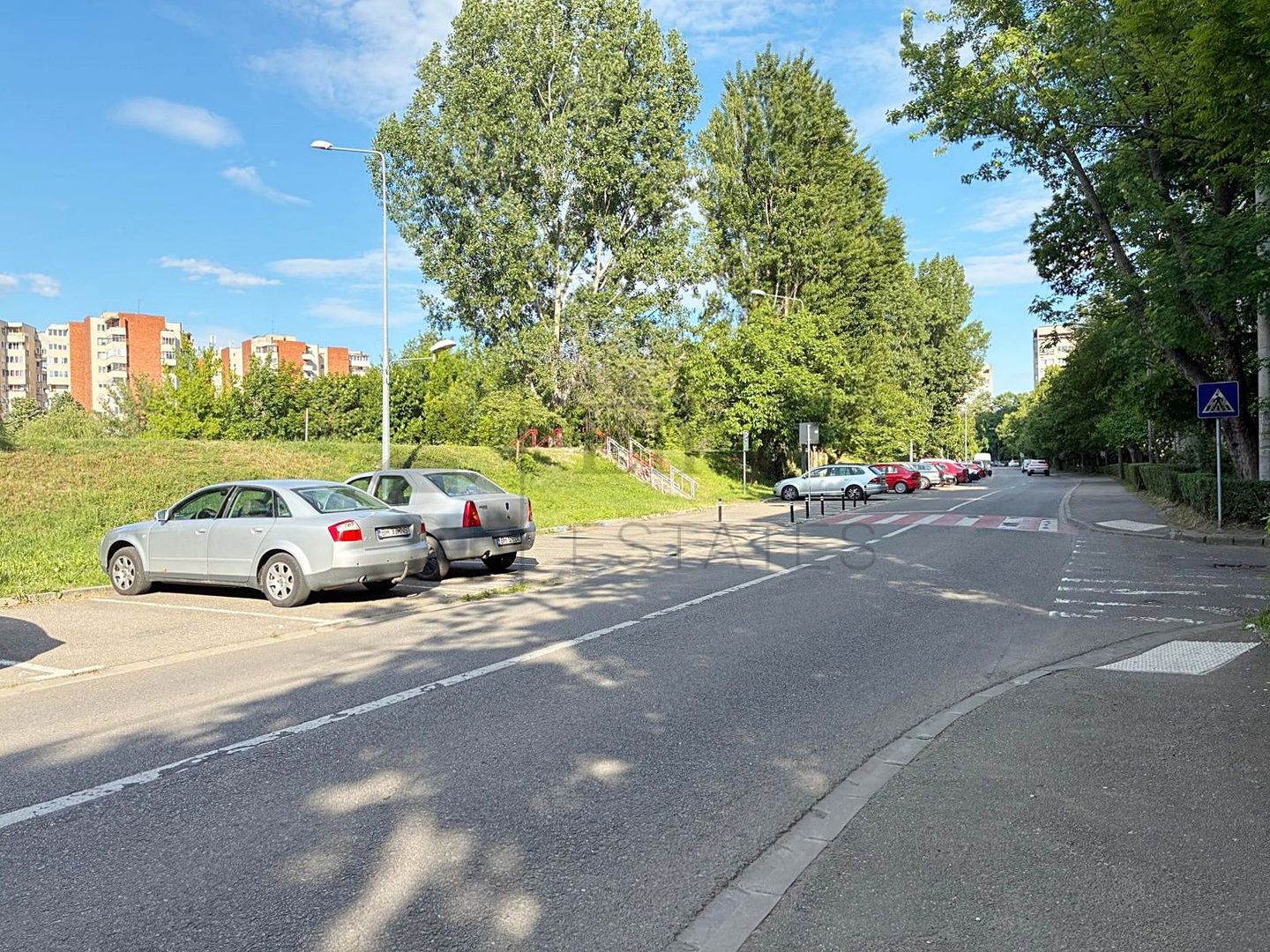 Apartament cu 4 camere de inchiriat Splaiul Crisanei, Oradea - Poză 15