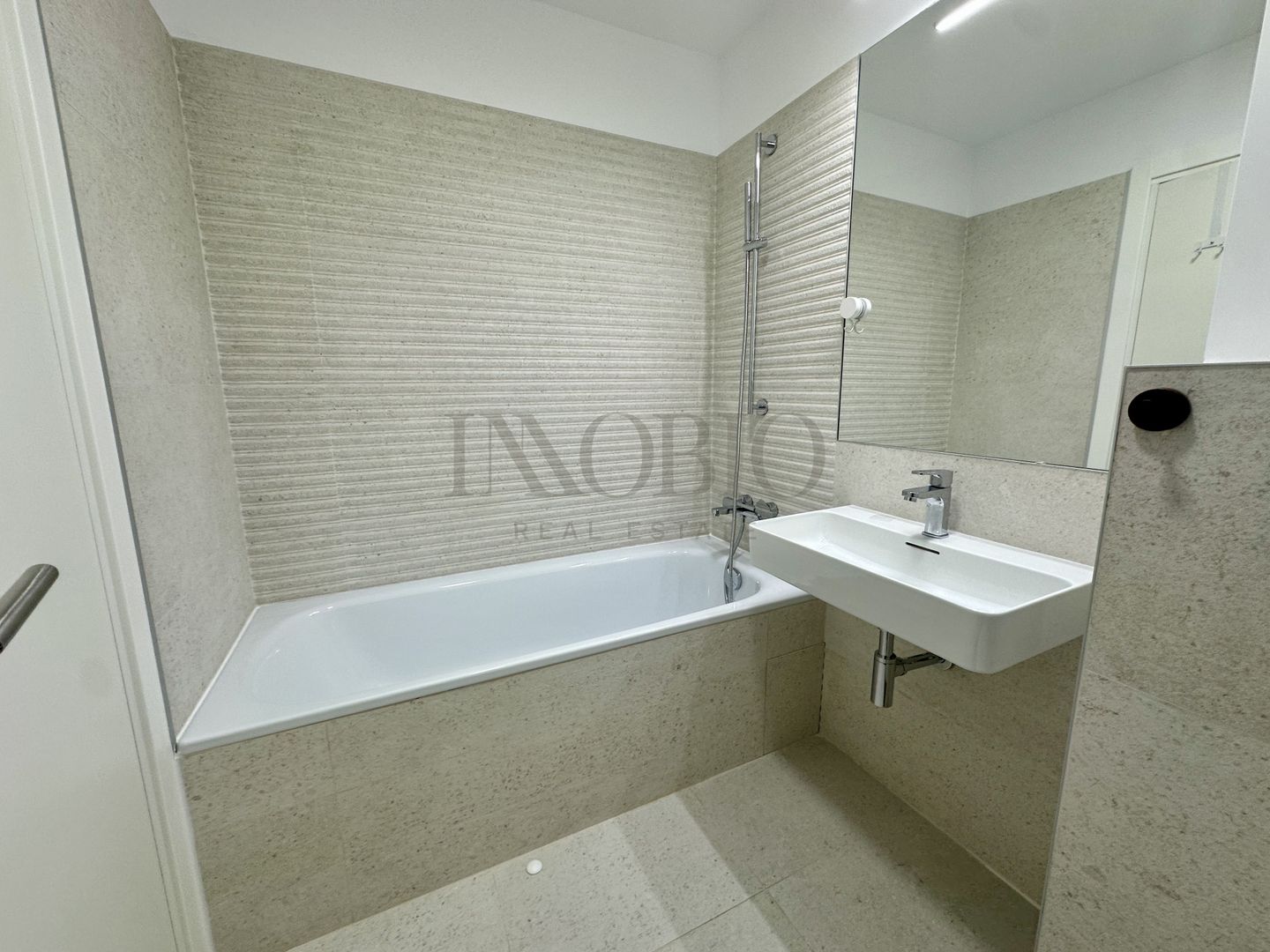 Apartament 2 Camere | Up-Site | Loc de Parcare | Boxa - Poză 11