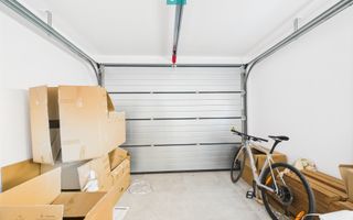 Casă modernă și elegantă, mobilată și utilată - Poză 23