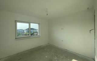 Duplex nou cu 4 camere, amplasament excelent în Moșnița Veche - Poză 8