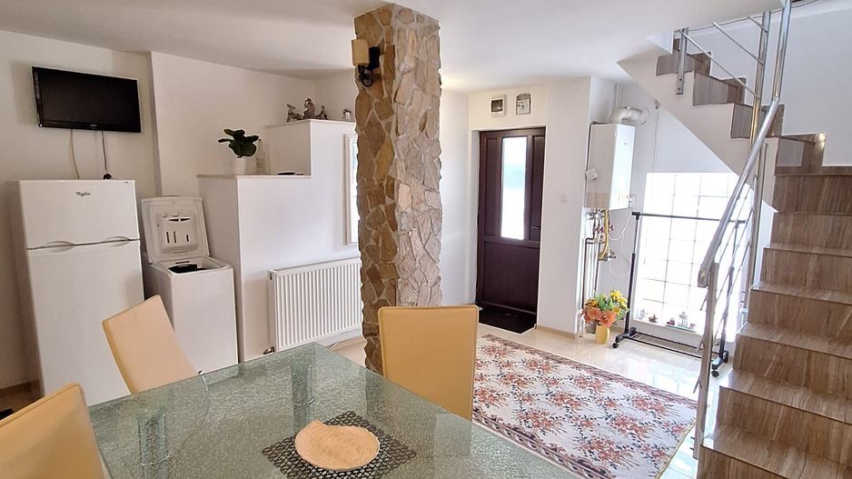 Inchiriere apartament la casa, Centru Bascov - Poză 17