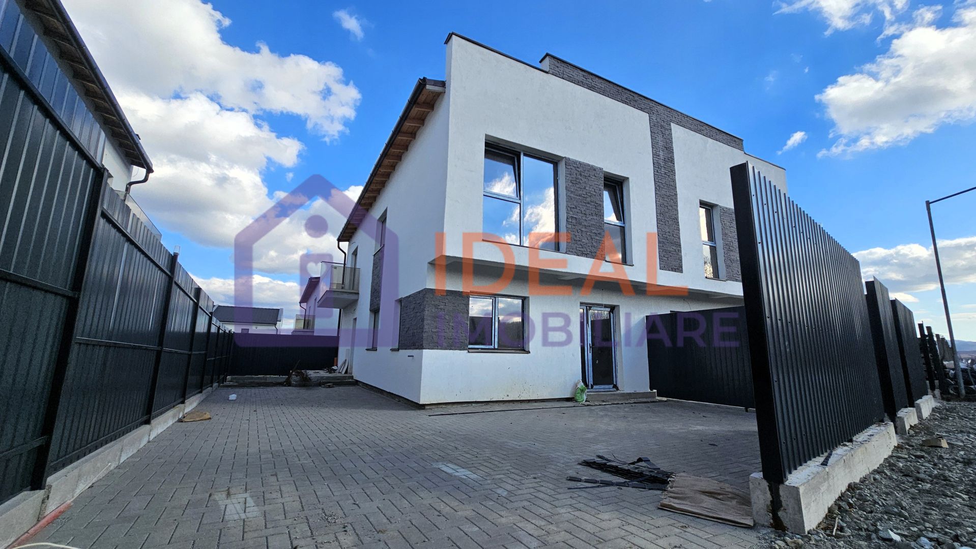 Duplex  Modern cu 4 camere si gradina, zona Casa de Apa - Poză 1