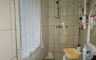 URGENT!, vila singur curte, rezidential/birouri, libera, NEGOCIABIL - Poză 13