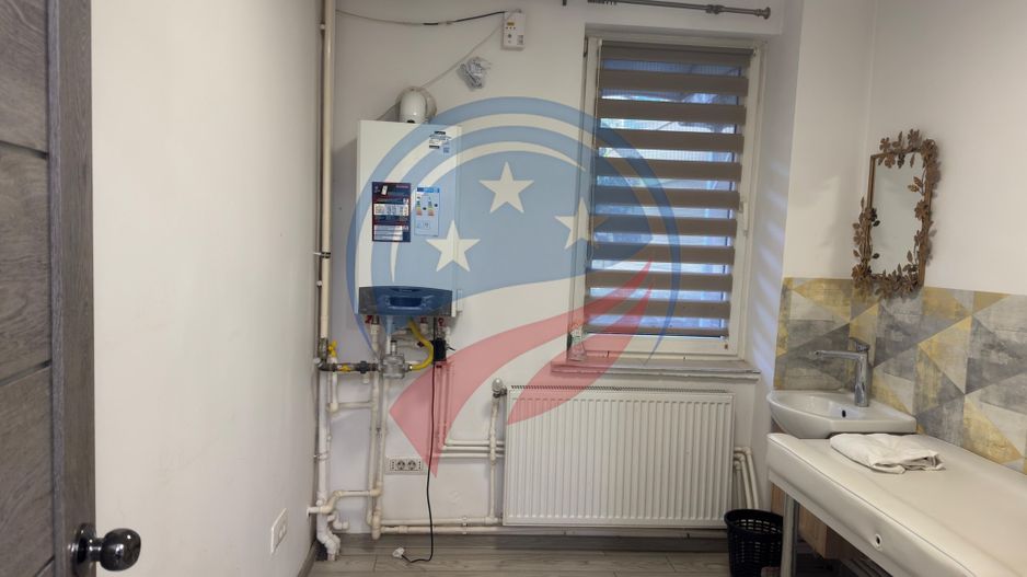 Salon de închiriat – complet utilat și autorizat DSP - Poză 6