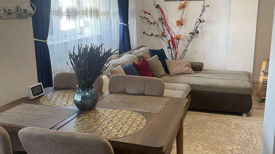 Apartament/mansardă 3 camere,Micro 17,utilat si mobilat - Poză 7