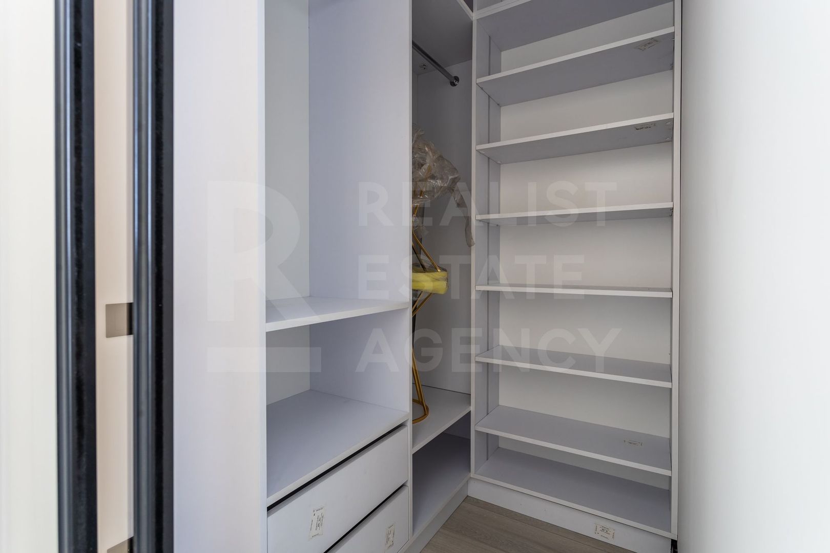 Vânzare, apartament, 1 cameră, strada Ion Buzdugan, Buiucani. - Poză 5