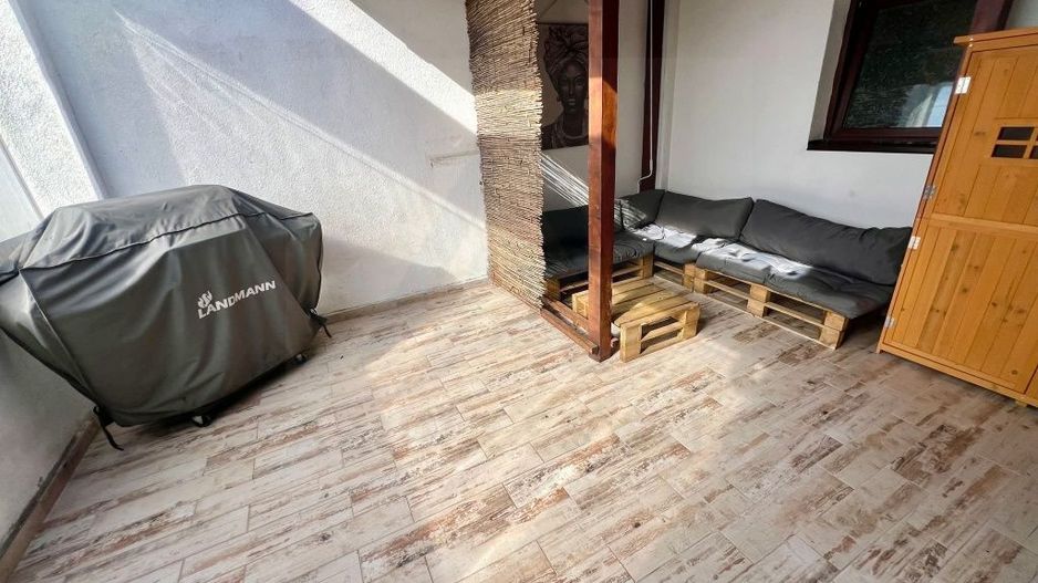 Penthouse spatios 80 mp utili 2 balcoane si terasa parcare Selimbar - Poză 17
