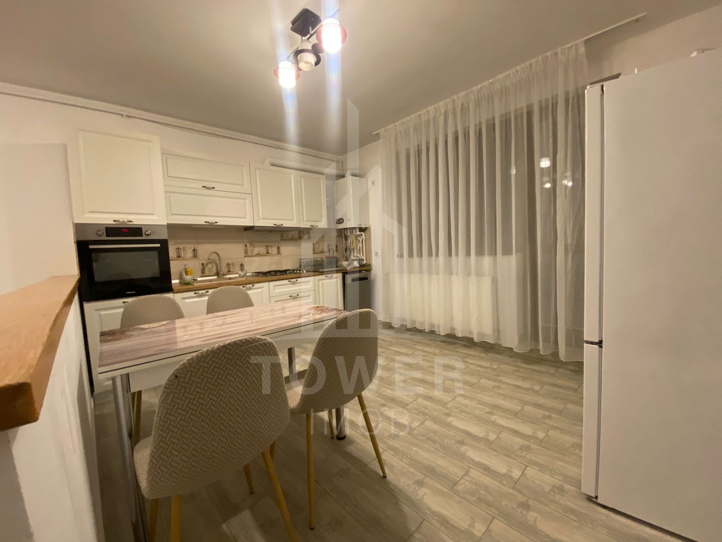 APARTAMENT 3 CAMERE- ZONA MIHAI VITEAZUL, SIBIU - Poză 3