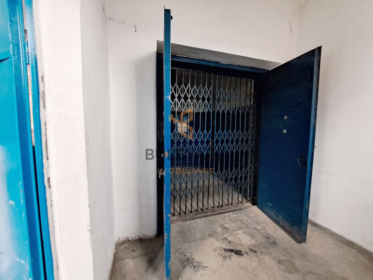 Spatiu industrial 614 mp, Lift, Zona Piata 1Mai! - Poză 3