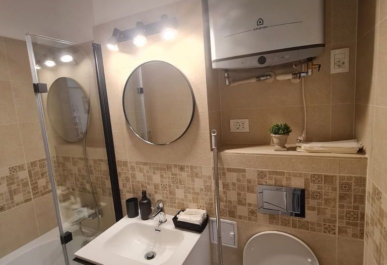 Garsonieră renovată, prima închiriere, 10 minute de metrou Crângași - Poză 17