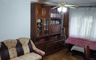 3 camere decomandat parter Lipovei - Poză 1