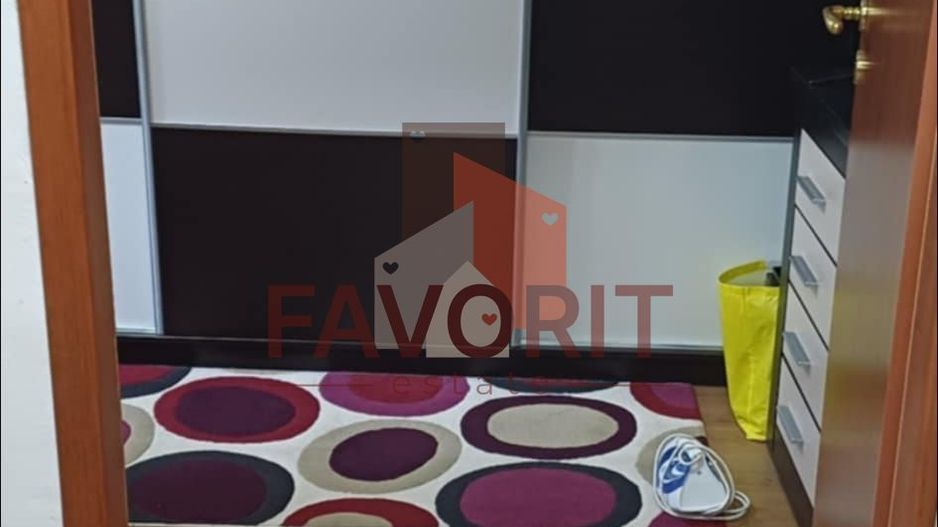 2 camere | centrala proprie | mobilat si utilat | zona excelenta | - Poză 7