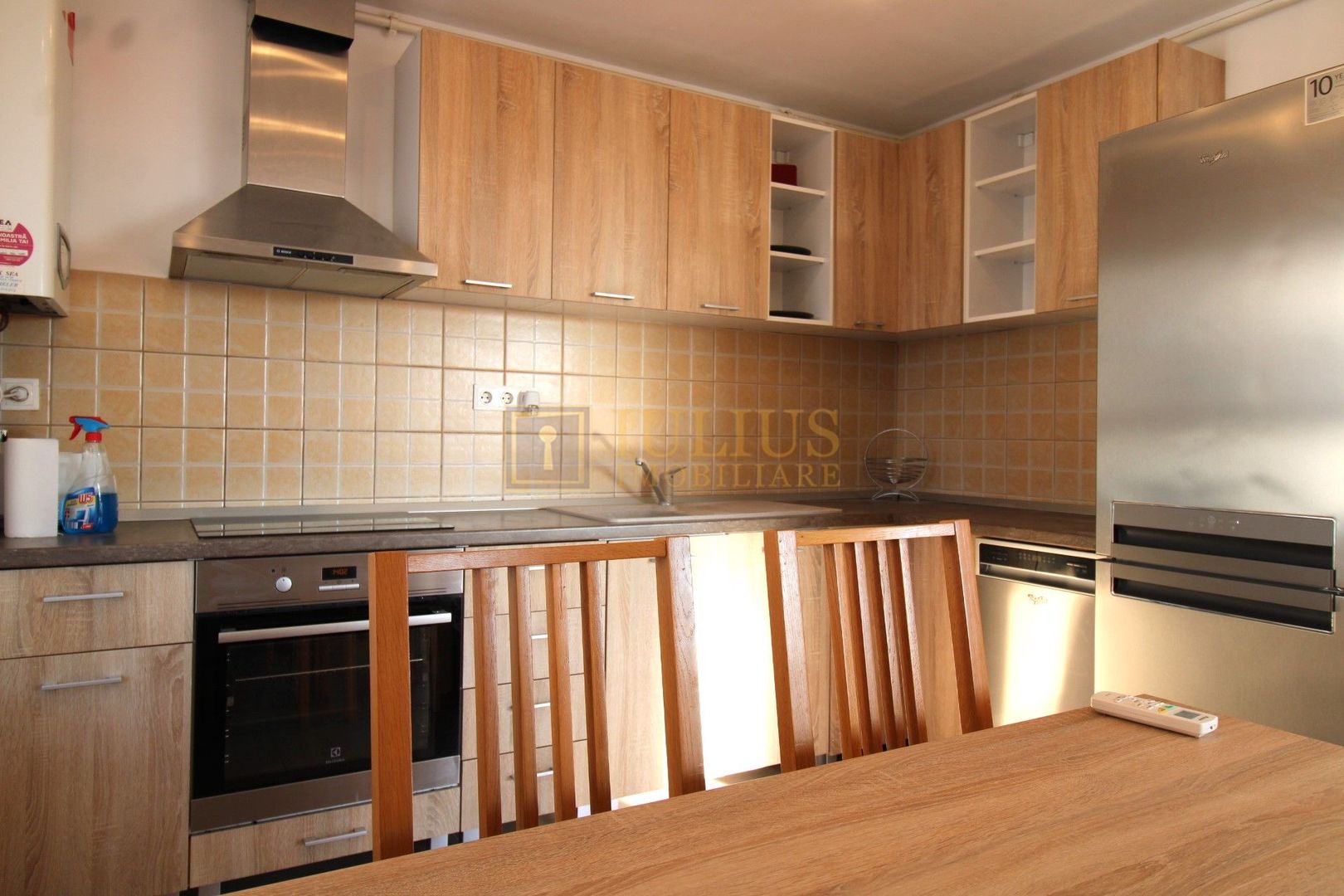 Soarelui; 2 camere, contract Anaf inclus, balcon generos, loc parcare subteran. - Poză 9