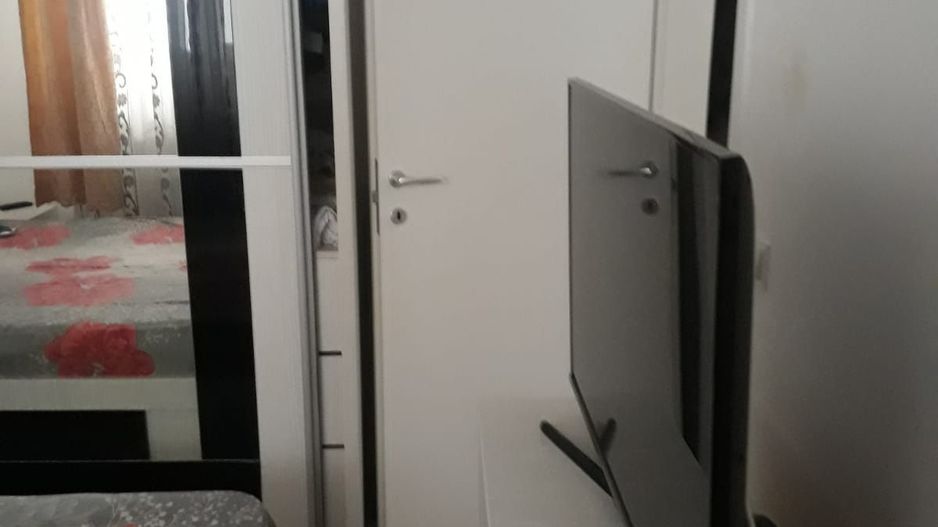 Vânzare apartament 2 camere - Poză 1