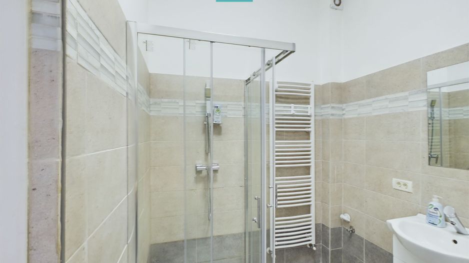 Apartament situat la km 0 in Arad - Poză 8