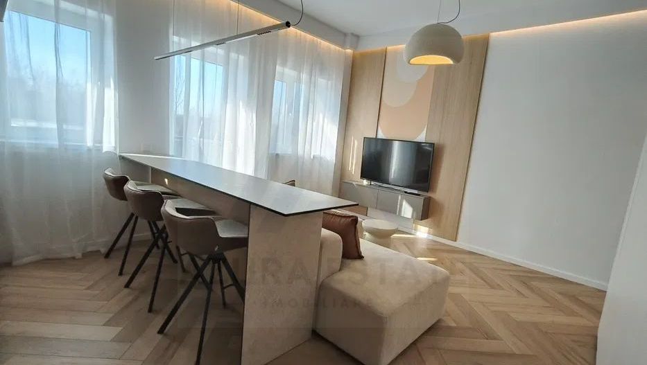 Apartament premium 3 camere prima inchiriere zona Turnisor - Poză 2