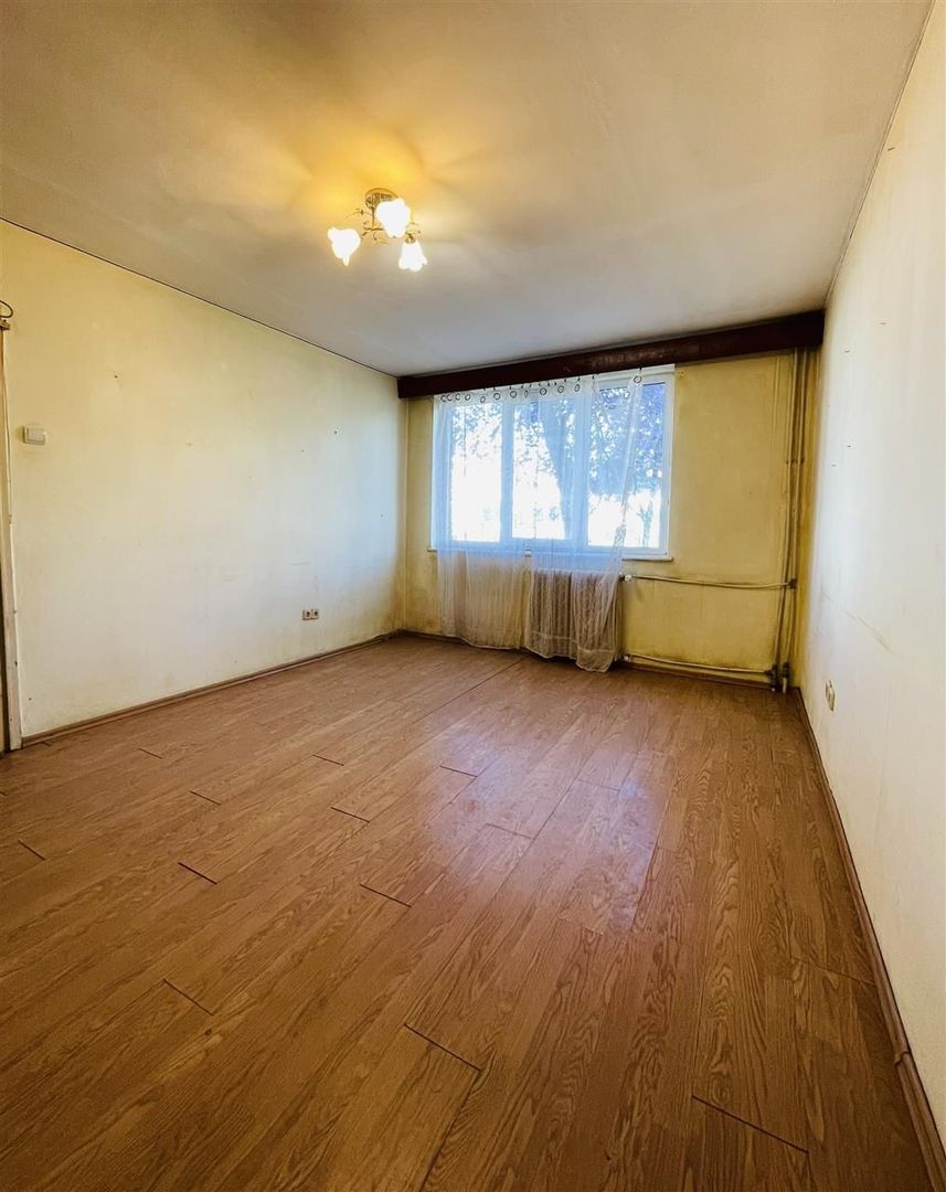 Apartament 2 camere semidecomandat zona Cantemir - Poză 3