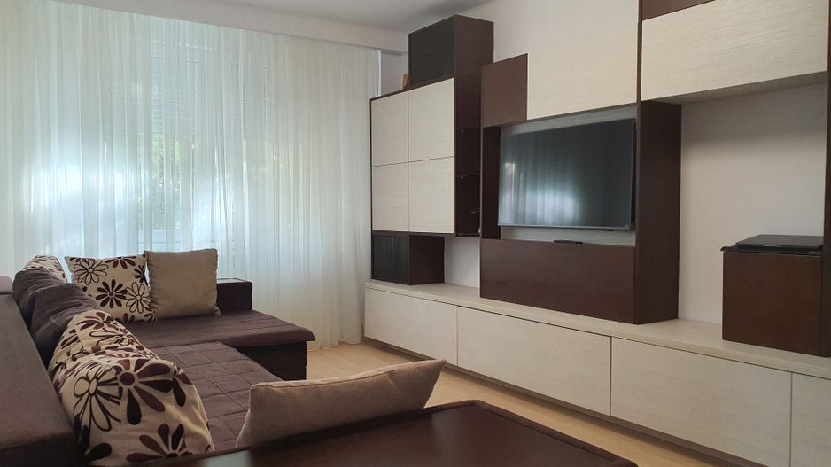 Apartament de închiriat - Poză 1