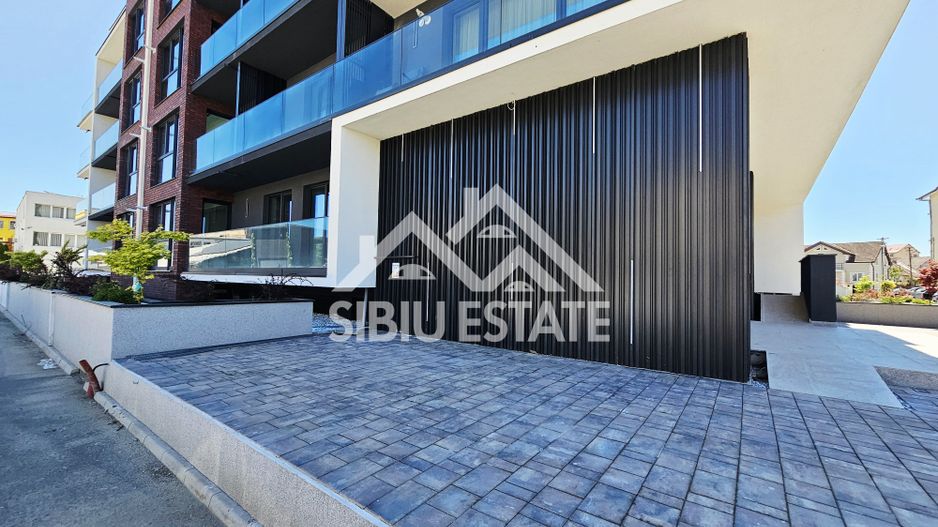 Apartament Sibiu central 3 camere, 2bai, lift garaj NOU - Poză 2