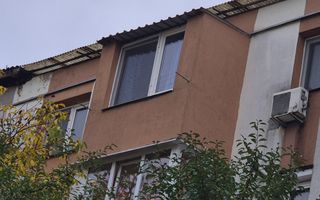 Inchiriez Ap. 2 cam.,semidec, etaj 4 acoperit,C.T, necesita investitii - Poză 1