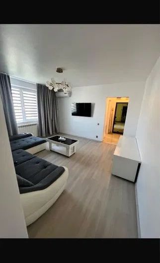 AP. 3 CAMERE- P-TA UNIRII, DOG-FRIENDLY, BLOC REABILITAT, METROU 5 MIN - Poză 1