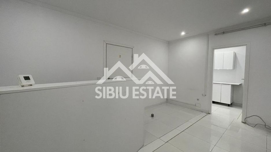 Spatiu comercial LA PRET DE APARTAMENT in Sibiu cu s. utila 56 mp.- Zona Rahovei - Poză 25
