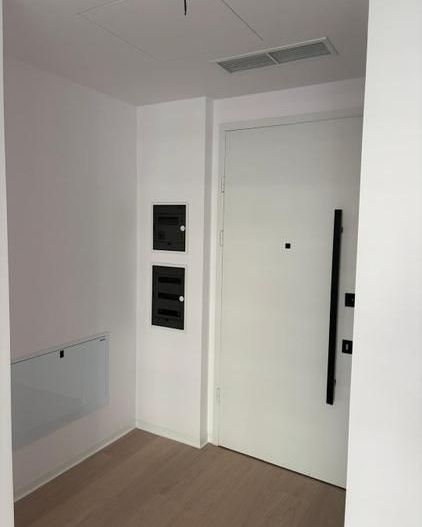 Studio premium, One Lake Club, vedere curet interioară, complex exclusivist - Poză 6