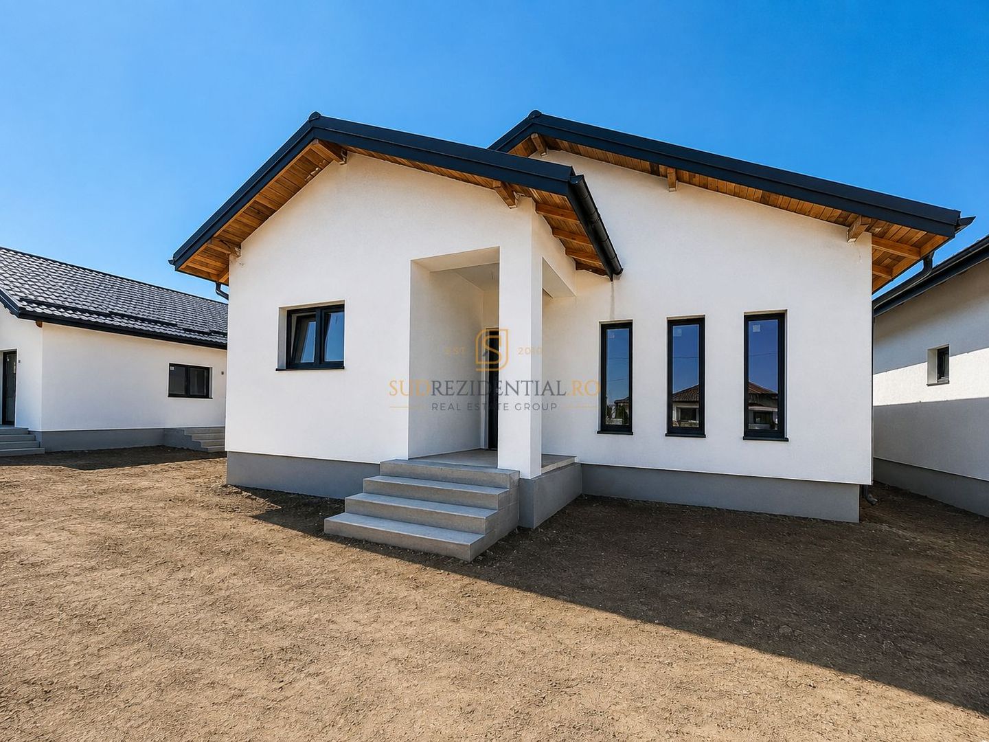 Casă individuală 3 camere | Parter | Curte 320 mp | Berceni - Poză 2