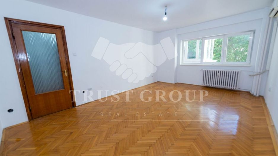 Apartament 3 camere Domenii | Imobil 1982 - Poză 2