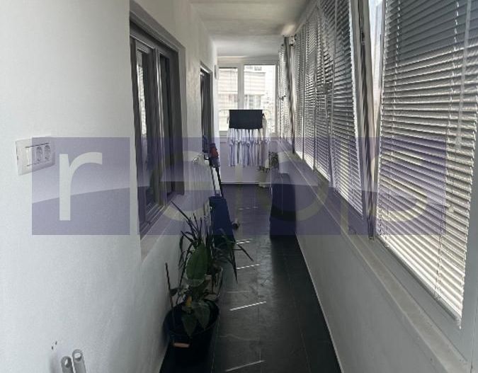 APARTAMENT DEOSEBIT 3 CAMERE – ZONA PIAȚA VICTORIEI – COMPLET RENOVAT! - Poză 9