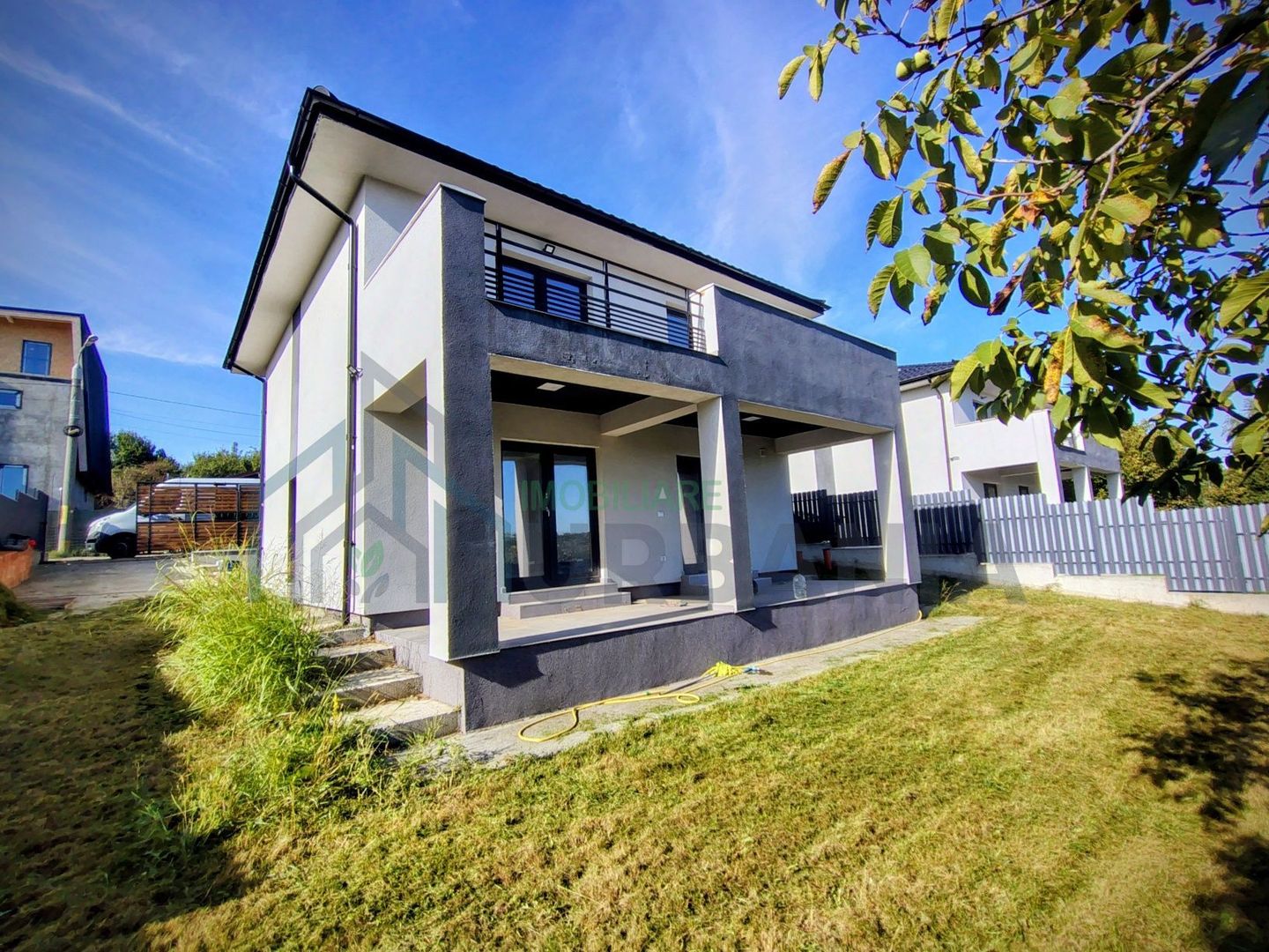 Casă de vânzare în Valea Adâncă, Strada Veche, Iași – 4 camere, P+1, 192 mp construiți - Poză 3