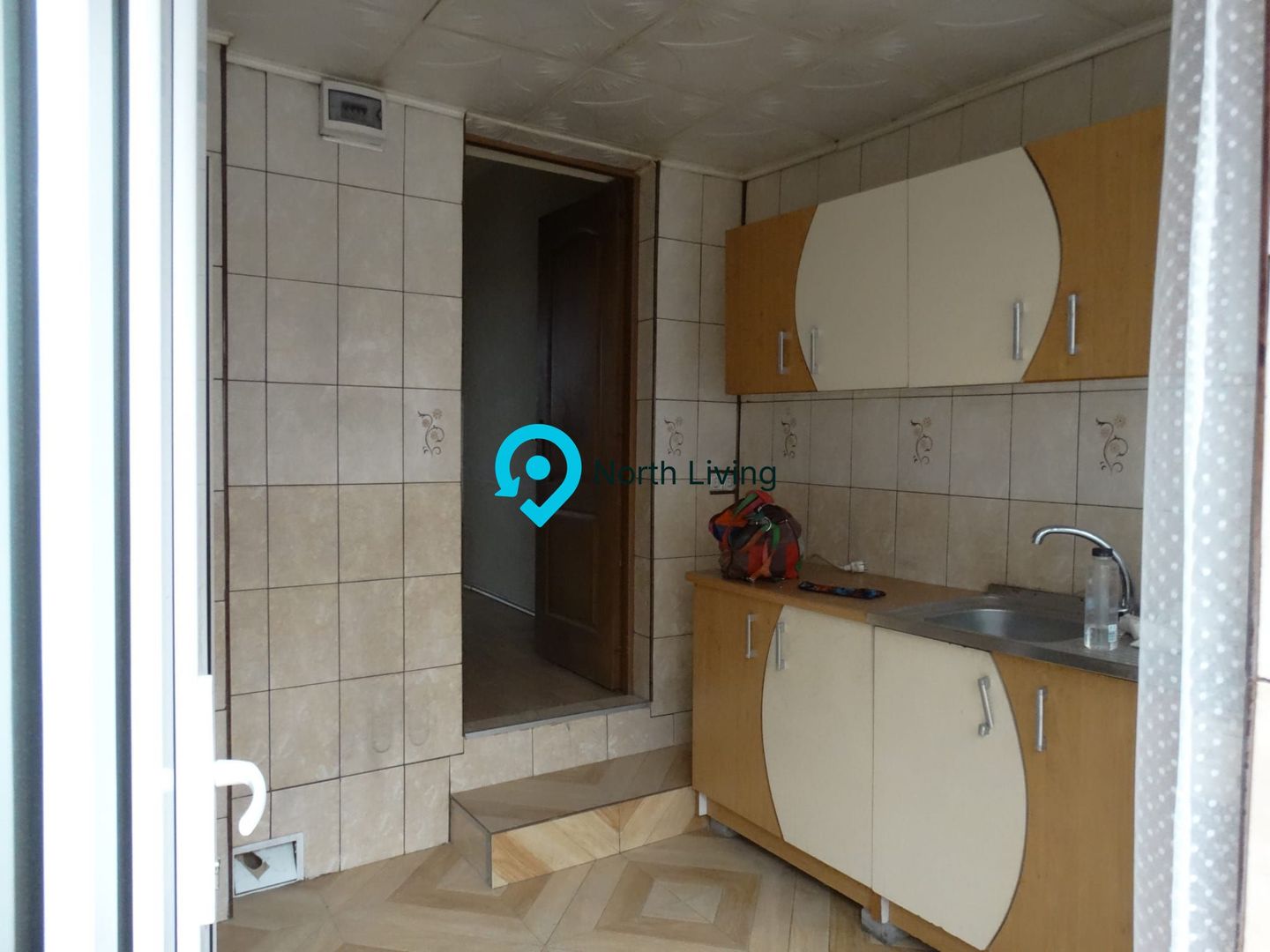 APARTAMENT BUSTENI CU VEDERE PANORAMAMA - Poză 7