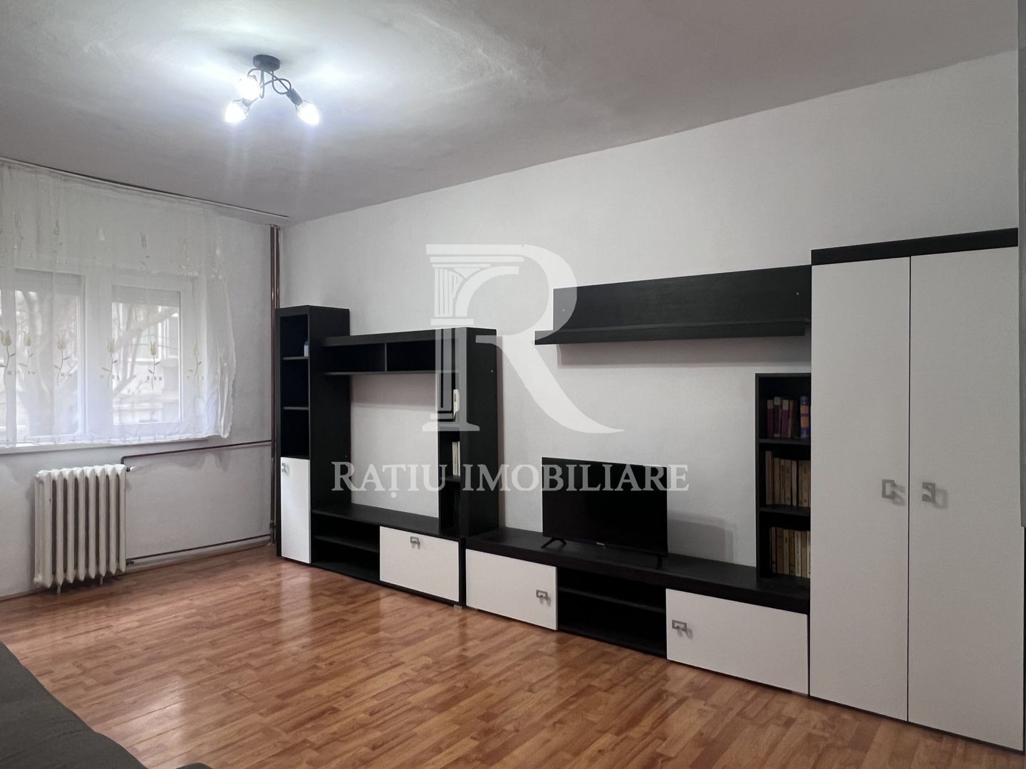 Apartament cu 1 camera | Etaj intermediar | Rogerius | Oradea - Poză 5