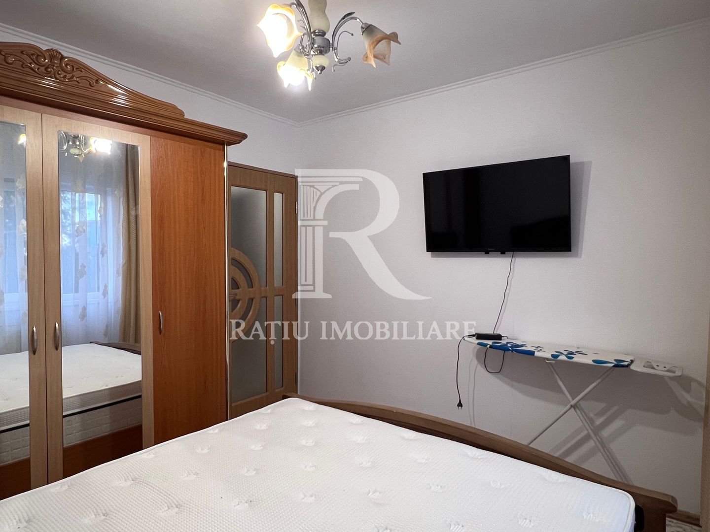 Apartament cu 3 camere | Etaj 2| Parcare Supraterana |Nufarul | Oradea - Poză 12