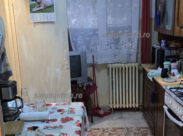 3 Camere Spatios Parcare Resita Huedin - Poză 10
