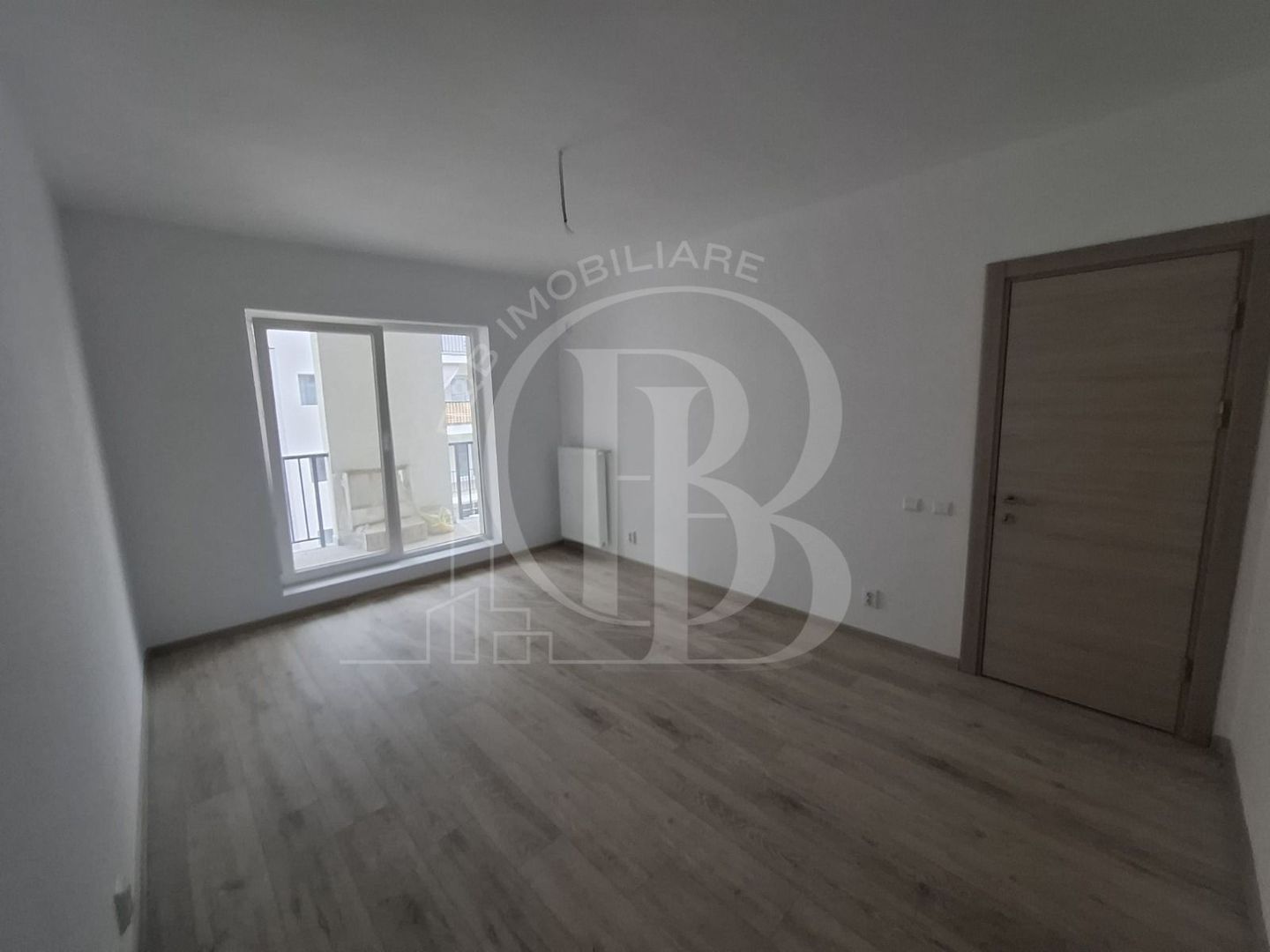 Apartament 3 camere FINALIZAT 100mp Loc parcare inclus - Poză 8