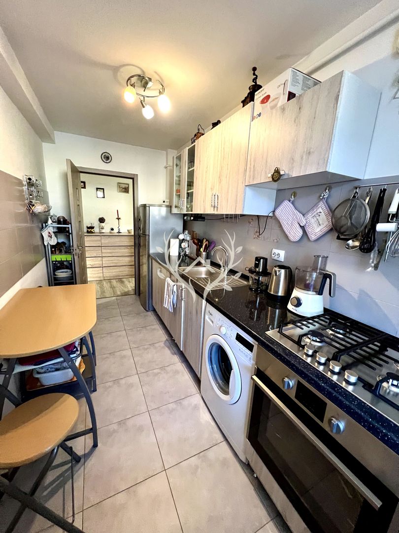 Apartament cu 2 camere decomandate, 2 balcoane, parcare | Str. Cetății - Poză 6