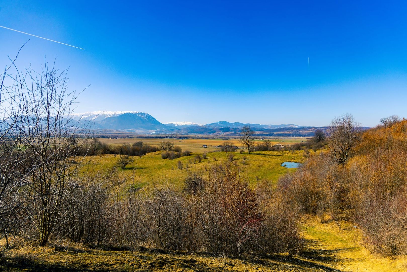 Teren 6 Hectare cu PUZ pentru Resort Turistic panorma Muntii Piatra Craiului - Poză 9