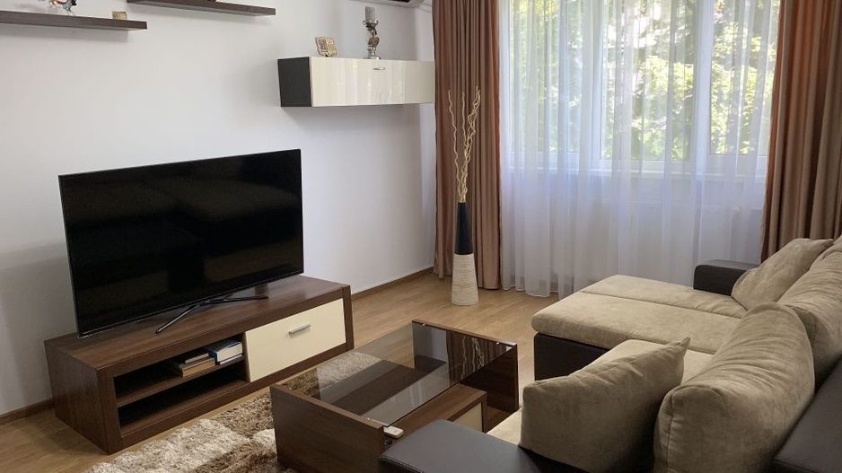 Apartament 2 camere decomandat, 2 min metrou Valea Ialomitei - Poză 1