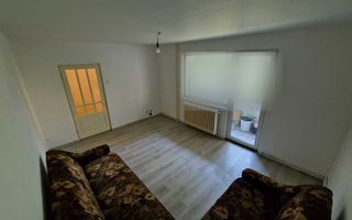 Apartament cu 3 camere, 2 băi și balcon mare, Mănăștur. - Poză 1