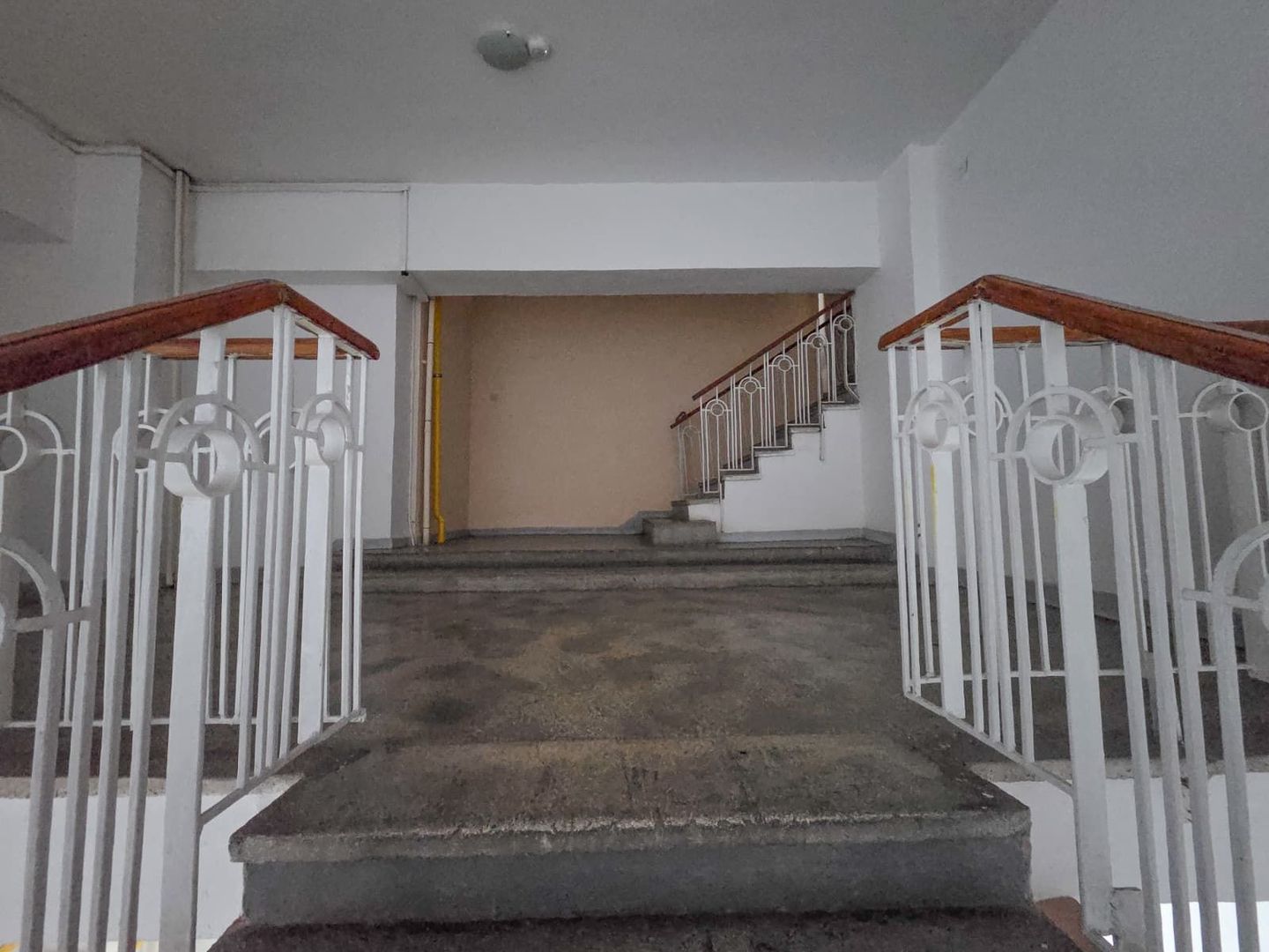 Apart 3 camere birouri stradal Bulevardul Unirii colt Nerva Traian - Poză 24