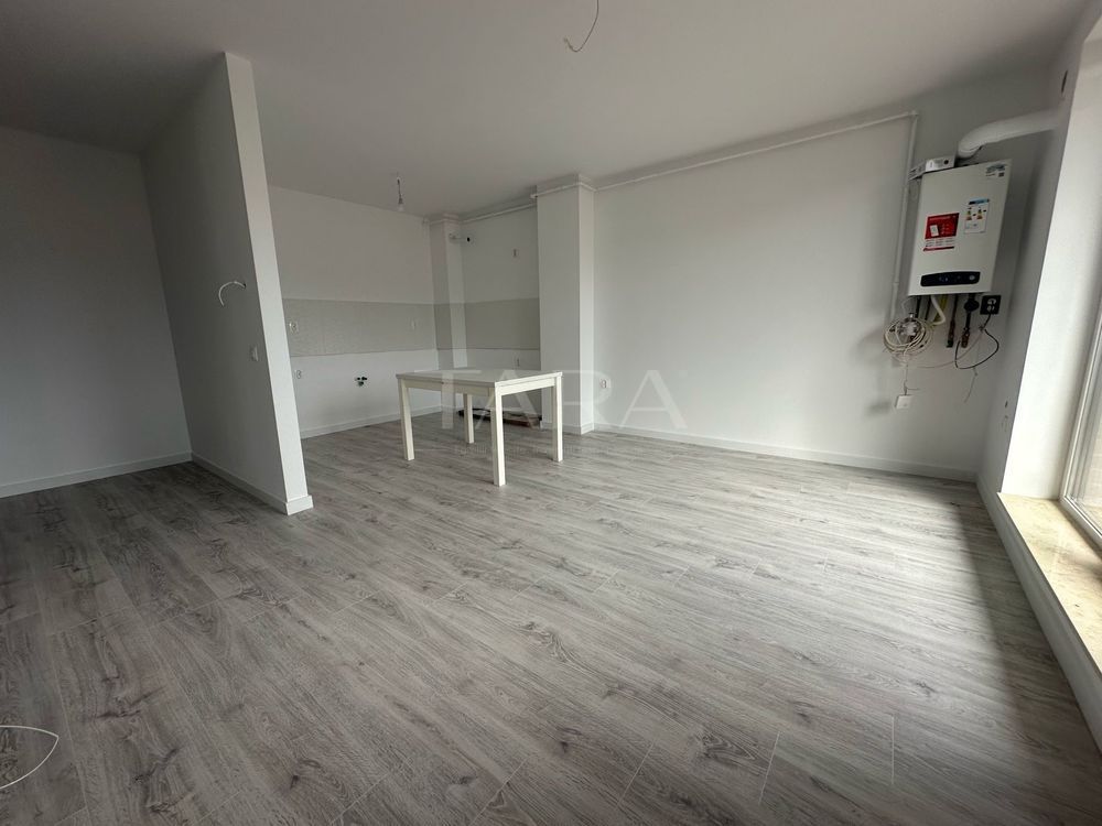 Apartament cu 2 dormitoare, balcon, 2 locuri de parcare subterane. - Poză 1