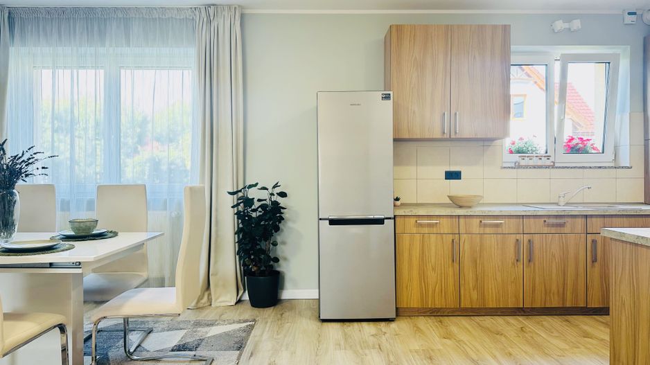 INCHIRIATA - Casa individuala cu 4 dormitoare, 184 mp | Garaj & Gradina | Fropin - Poză 2