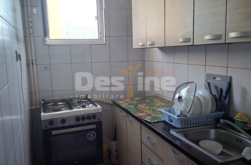 APARTAMENT 2 CAMERE SEMIDECOMANDAT - Poză 4