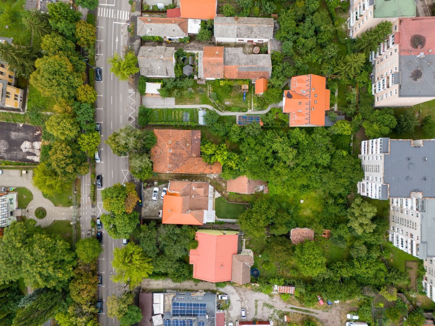 Casă spațioasă în centrul orașului Sfântu Gheorghe | Teren 1300 mp - Poză 4