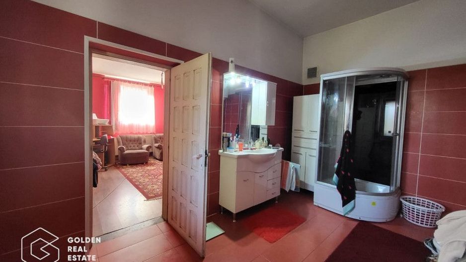 Casa cu teren de 842 mp, oras Lipova - Poză 8
